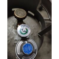 Set regulator de presiune gaz cu manometru si furtun 85 cm Cadac 30mBar Overflow 8510-OF - 7
