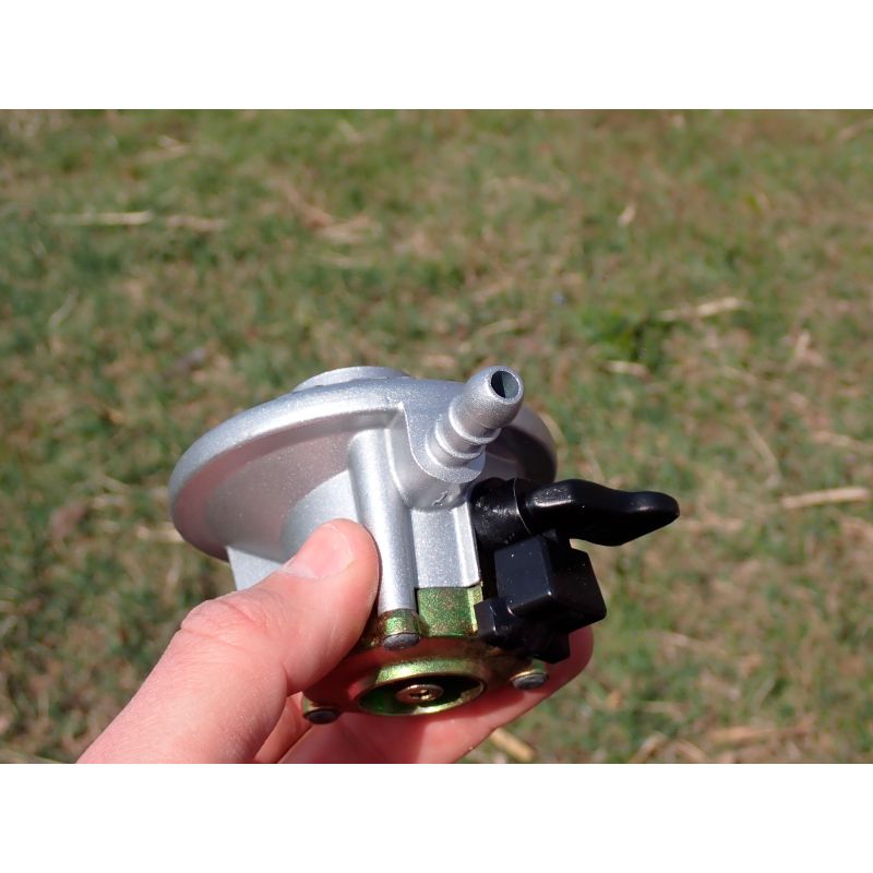 Butelie ButanGas Camping 8,1 Kg 37,5x30cm cu incarcatura propan 5,5 Kg include regulator si furtun 80cm - 18