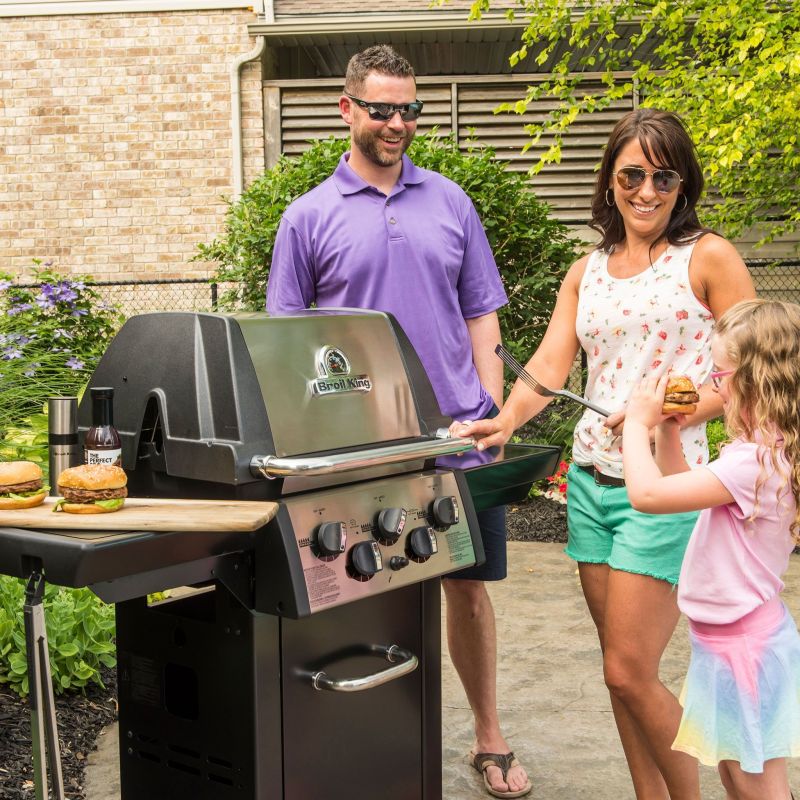Gratar Monarch 390 Broil King L.132 l.56 H.122.5 negru/gri - 2