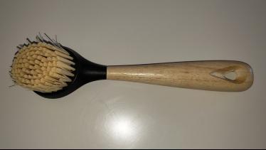 LODGE 10 inch Scrub brush REVIEW