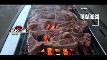 Discover Napoleon's BBQs Rogue®525